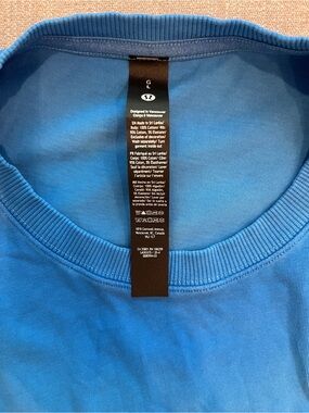 lululemon athletica Men's Short Sleeve Tee in Vibrant Blue